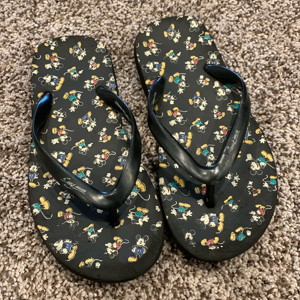 Mickey Mouse Flip flops, unisex size 12/13